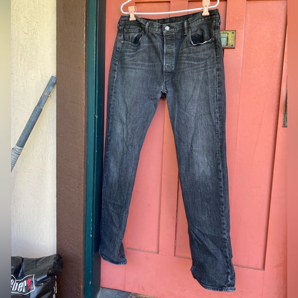 Levi’s black wash 501 jeans - Picture 2 of 6